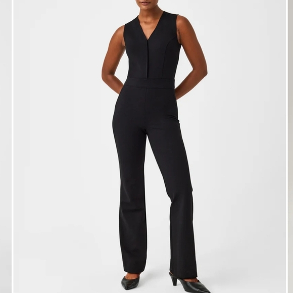 NWT Spanx The Perfect Sleeveless Jumpsuit Classic Black 1X Ponte Knit Flare Leg - Picture 1 of 12